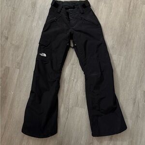 The Northface black XS women’s ski pants -WORN ONCE EUC